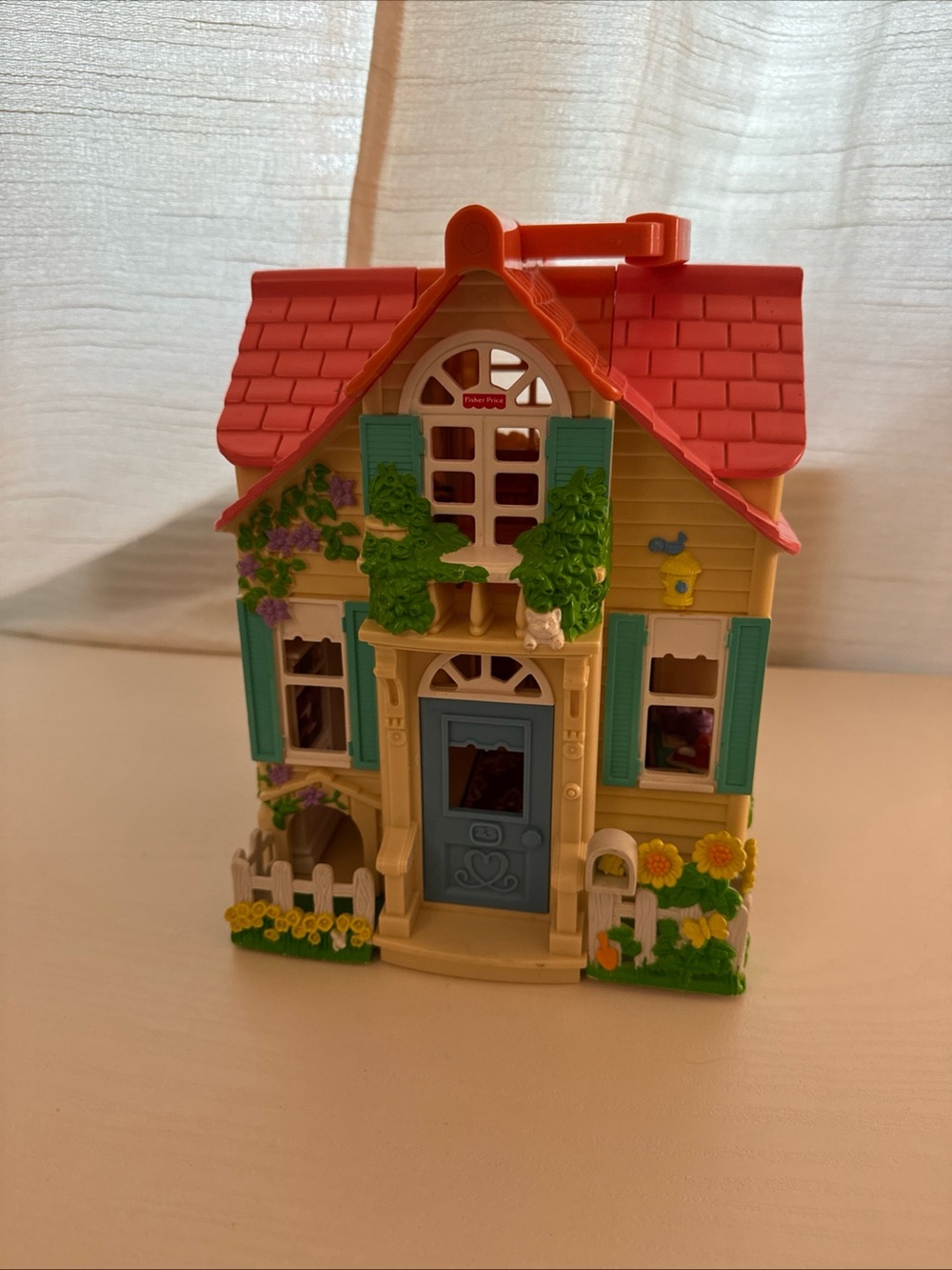 Fisher-Price Play Cottage Dollhouse - Red Roof, Blue Door, Teal Shutters